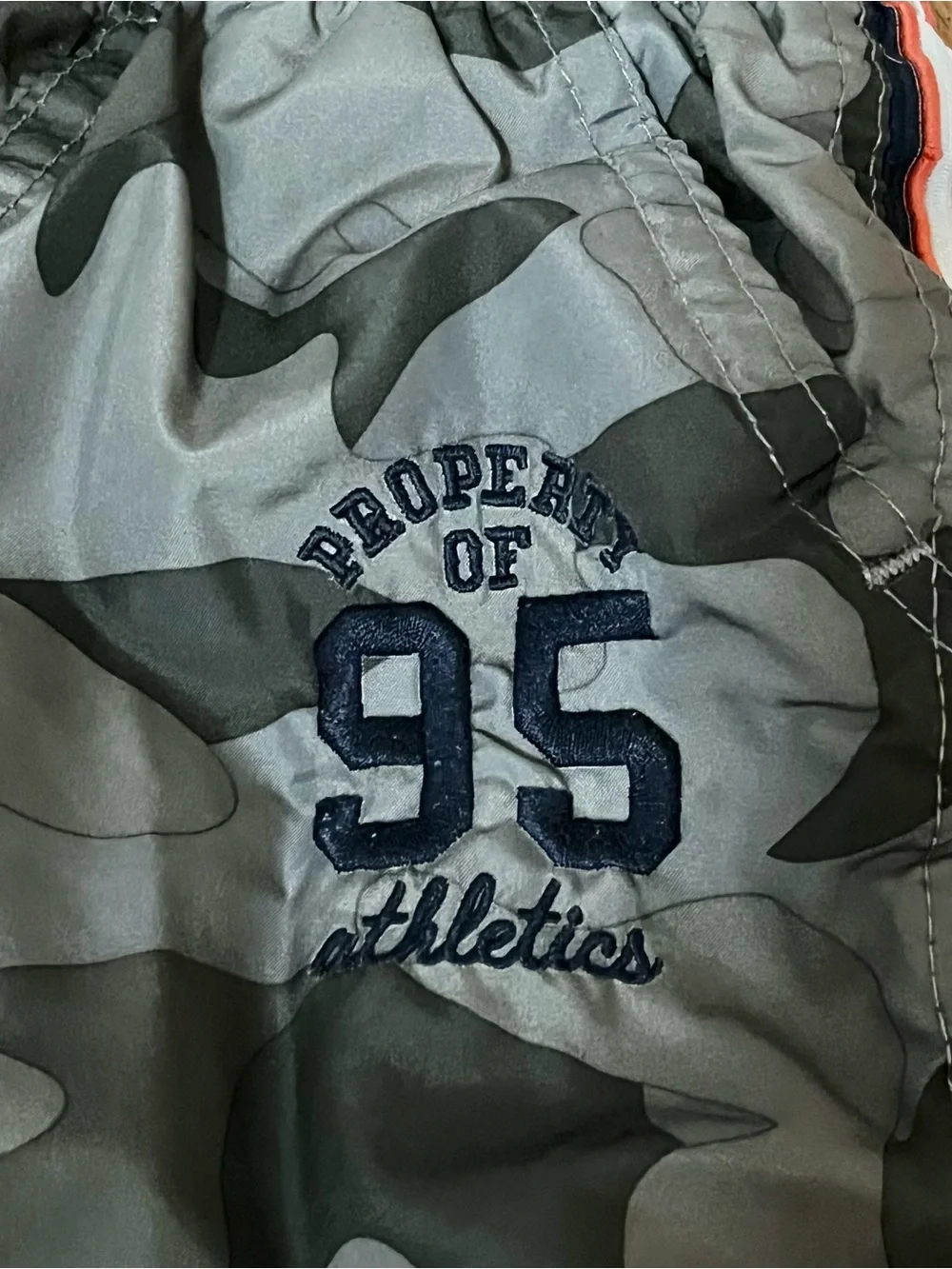 Vintage Osh Kosh Boys Size 4T  Track Pants Camo With Side Stripes lined